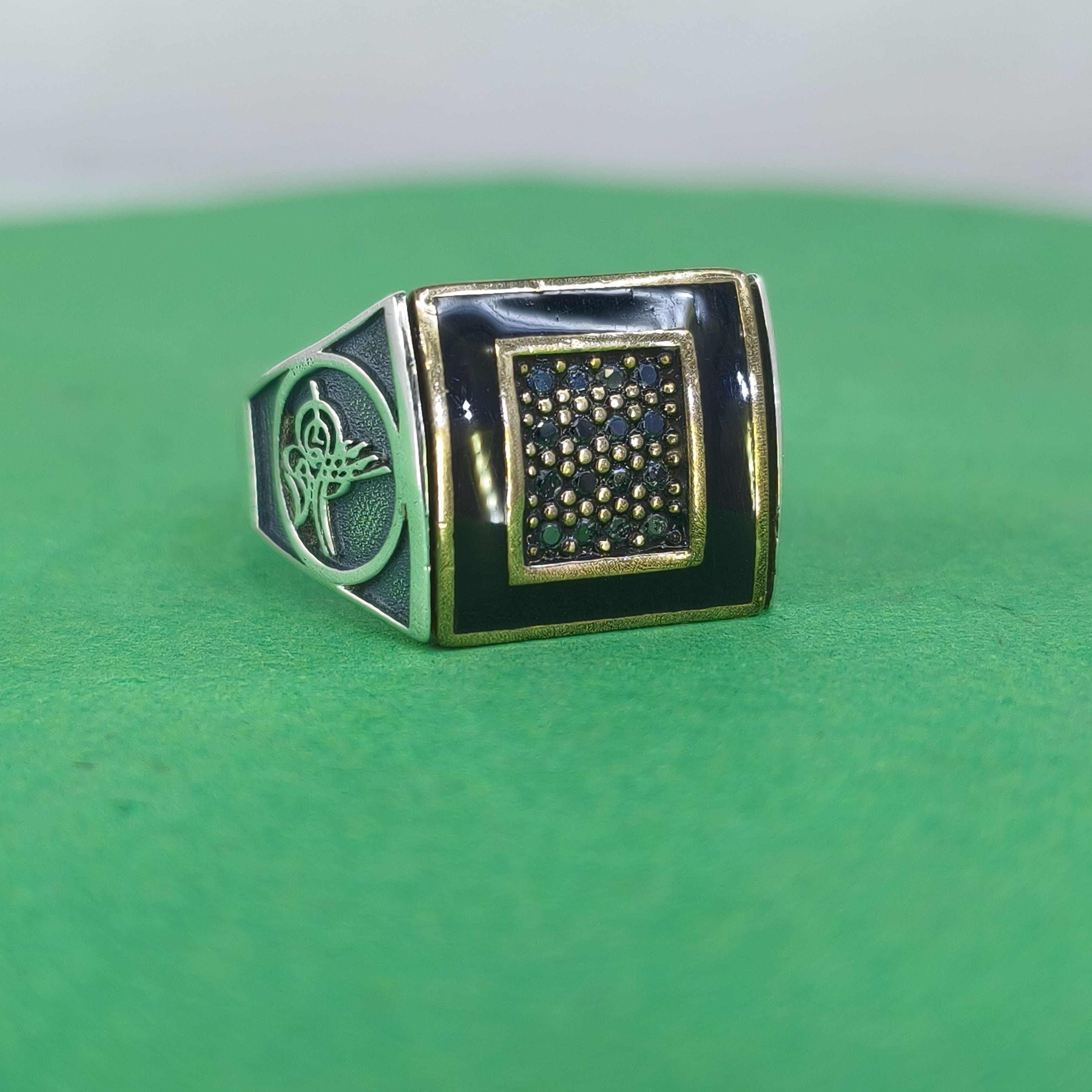 انگشتر مردانه رکاب نقره ترک با مخراجکاری(استوک)